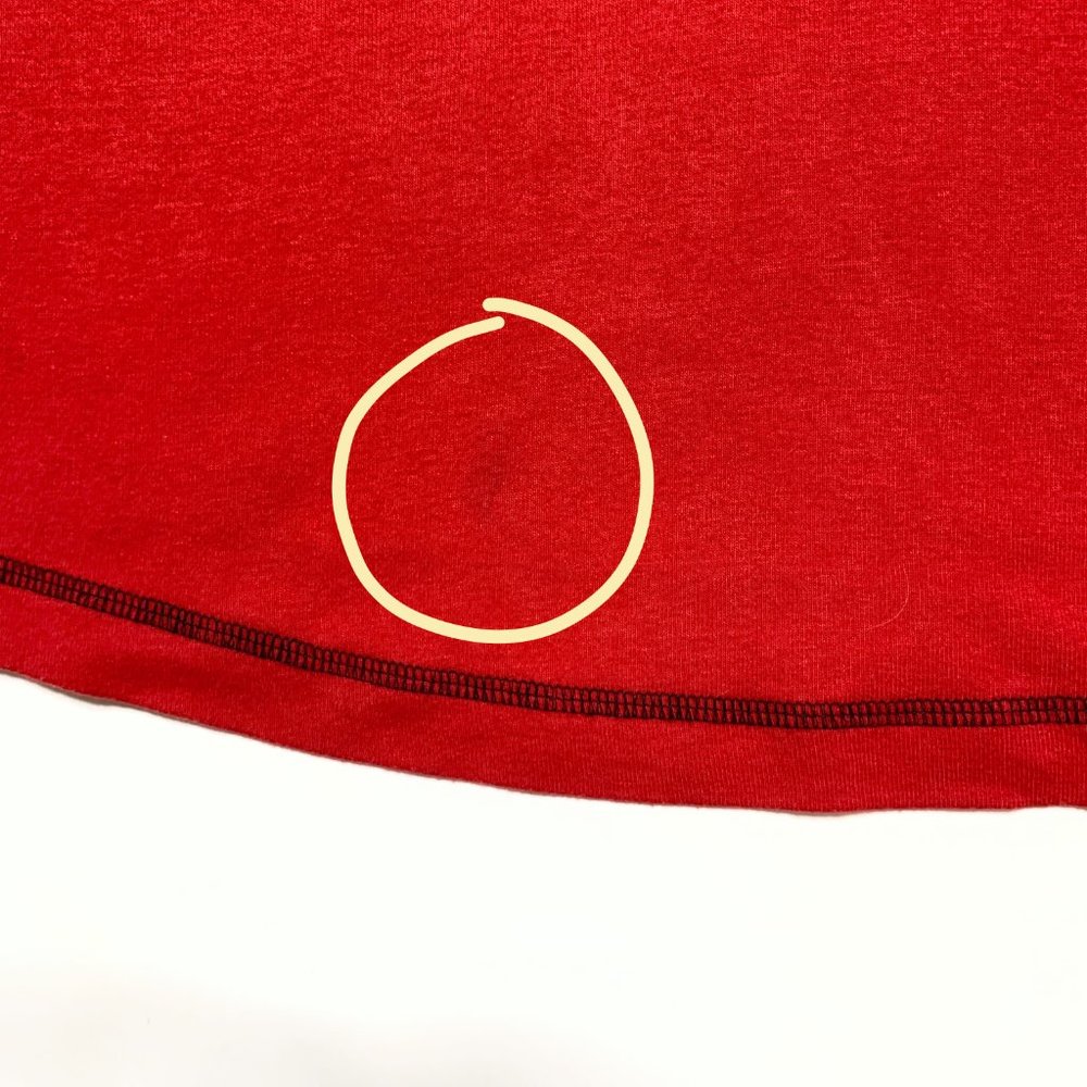 Vintage 90s Y2K Guess Red Long Sleeve Logo Top - Picture 7 of 8